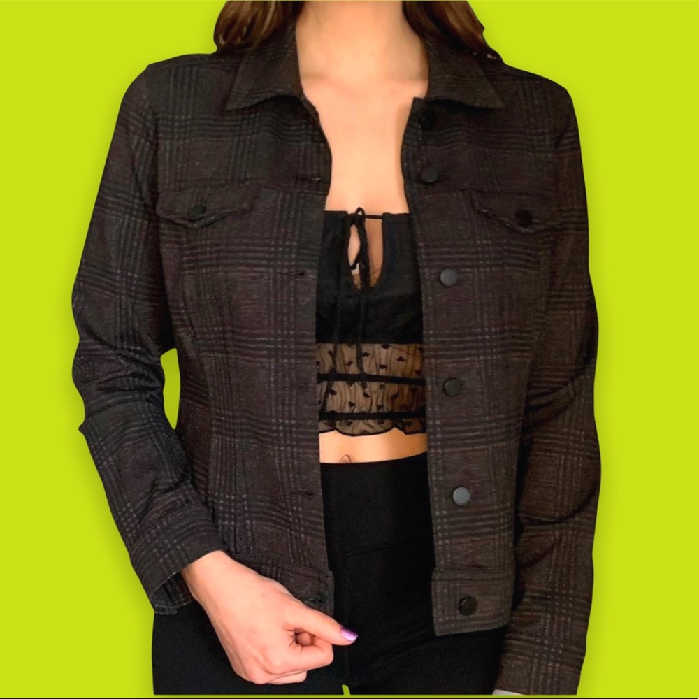 LIVERPOOL Jeans Company Plaid Trucker Jacket NWOT Size Medium Matte Buttons Crop